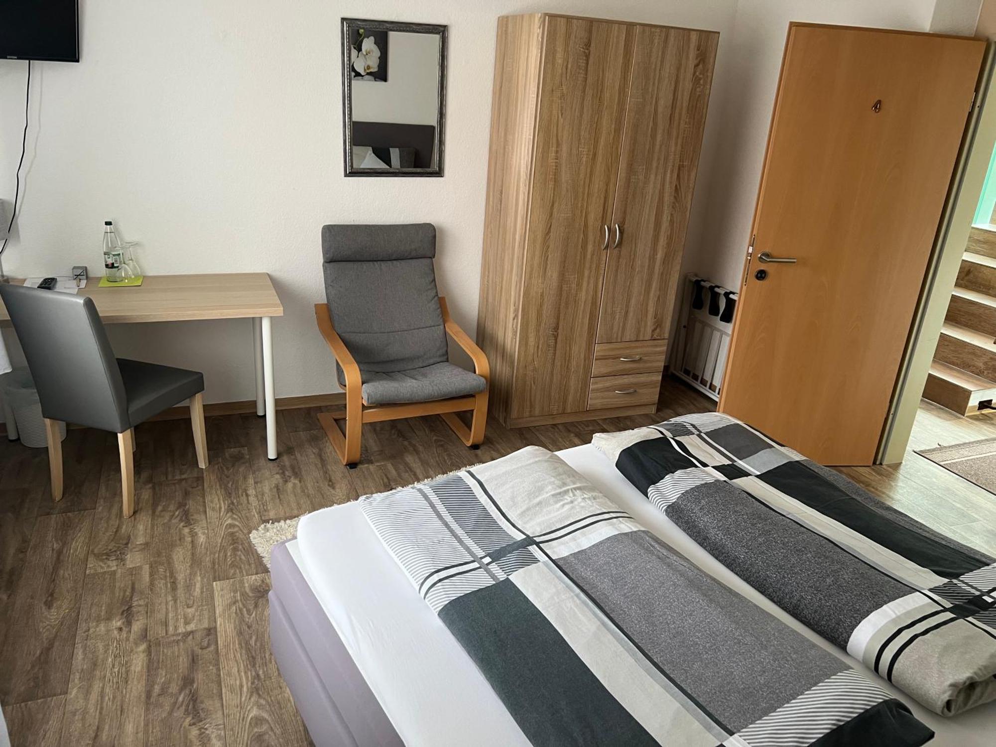 Landgasthaus Jaegerhof Bueren  Zewnętrze zdjęcie